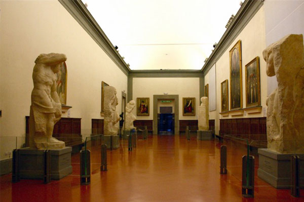 The-Hall-of-the-Prisoners-